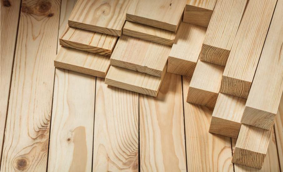 jasne drewniane deski